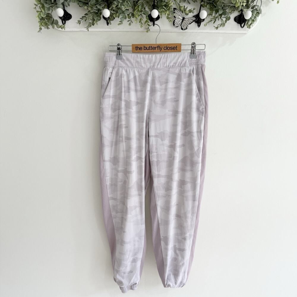 Athleta Women’s Brooklyn Camo Lined Jogger PantsPink Purple Camouflage Size 6